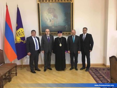ՀԱՆԴԻՊՈՒՄՆԵՐ ԱՄԵՆԱՅՆ ՀԱՅՈՑ ԿԱԹՈՂԻԿՈՍԻՆ ԵՒ ՍՓԻՒՌՔԻ ՆԱԽԱՐԱՐԻՆ ՀԵՏ