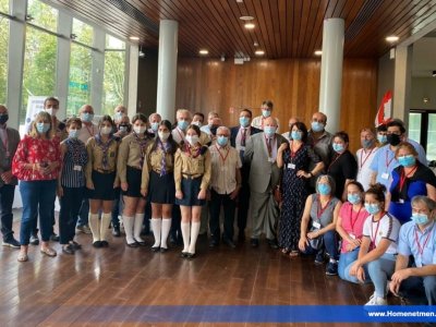 ՓԱՐԻԶԻ ԻՍԻ ԼԷ ՄՈՒԼԻՆՈՅԻ  ՔԱՂԱՔԱՊԵՏՈՒԹԵԱՆ ԱՋԱԿՑՈՒԹԵԱՄԲ ՝Հ.Մ.Ը.Մ. 7.5 ԹՈՆ ՍՆՆԴԵՂԷՆ, ՀԱԳՈՒՍՏՆԵՐ  ԵՒ ԴԵՂՈՐԱՅՔ ԿԸ ԲԱԺՆԷ ԼԻԲԱՆԱՆԱՀԱՅ  ԸՆԿԵՐԱՅԻՆ ԿԱՐԻՔԱՒՈՐ ՊԱՐԱԳԱՆԵՐՈՒ