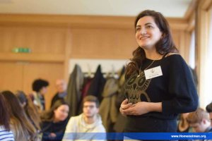 Հ.Մ.Ը.Մ.Ի ԵՐԻՏԱՍԱՐԴԱԿԱՆ ԱՌԱՋԻՆ ՀԱՒԱՔԸ ԼԱՒԱԳՈՅՆ ԱՌԻԹԸ ՀԱՆԴԻՍԱՑԱՒ ԵՒՐՈՊԱՅԻ ԵՐԻՏԱՍԱՐԴՈՒԹԵԱՆ ՆԵՐՈՒԺԻ ՀԱՄԱԽՄԲՄԱՆ — 2