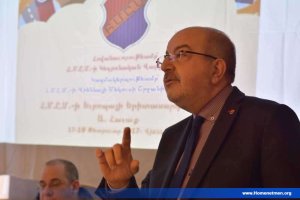 Հ.Մ.Ը.Մ.Ի ԵՐԻՏԱՍԱՐԴԱԿԱՆ ԱՌԱՋԻՆ ՀԱՒԱՔԸ ԼԱՒԱԳՈՅՆ ԱՌԻԹԸ ՀԱՆԴԻՍԱՑԱՒ ԵՒՐՈՊԱՅԻ ԵՐԻՏԱՍԱՐԴՈՒԹԵԱՆ ՆԵՐՈՒԺԻ ՀԱՄԱԽՄԲՄԱՆ — 14