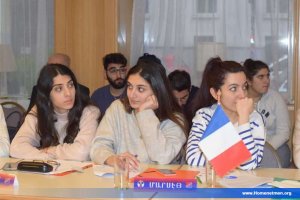 Հ.Մ.Ը.Մ.Ի ԵՐԻՏԱՍԱՐԴԱԿԱՆ ԱՌԱՋԻՆ ՀԱՒԱՔԸ ԼԱՒԱԳՈՅՆ ԱՌԻԹԸ ՀԱՆԴԻՍԱՑԱՒ ԵՒՐՈՊԱՅԻ ԵՐԻՏԱՍԱՐԴՈՒԹԵԱՆ ՆԵՐՈՒԺԻ ՀԱՄԱԽՄԲՄԱՆ — 24